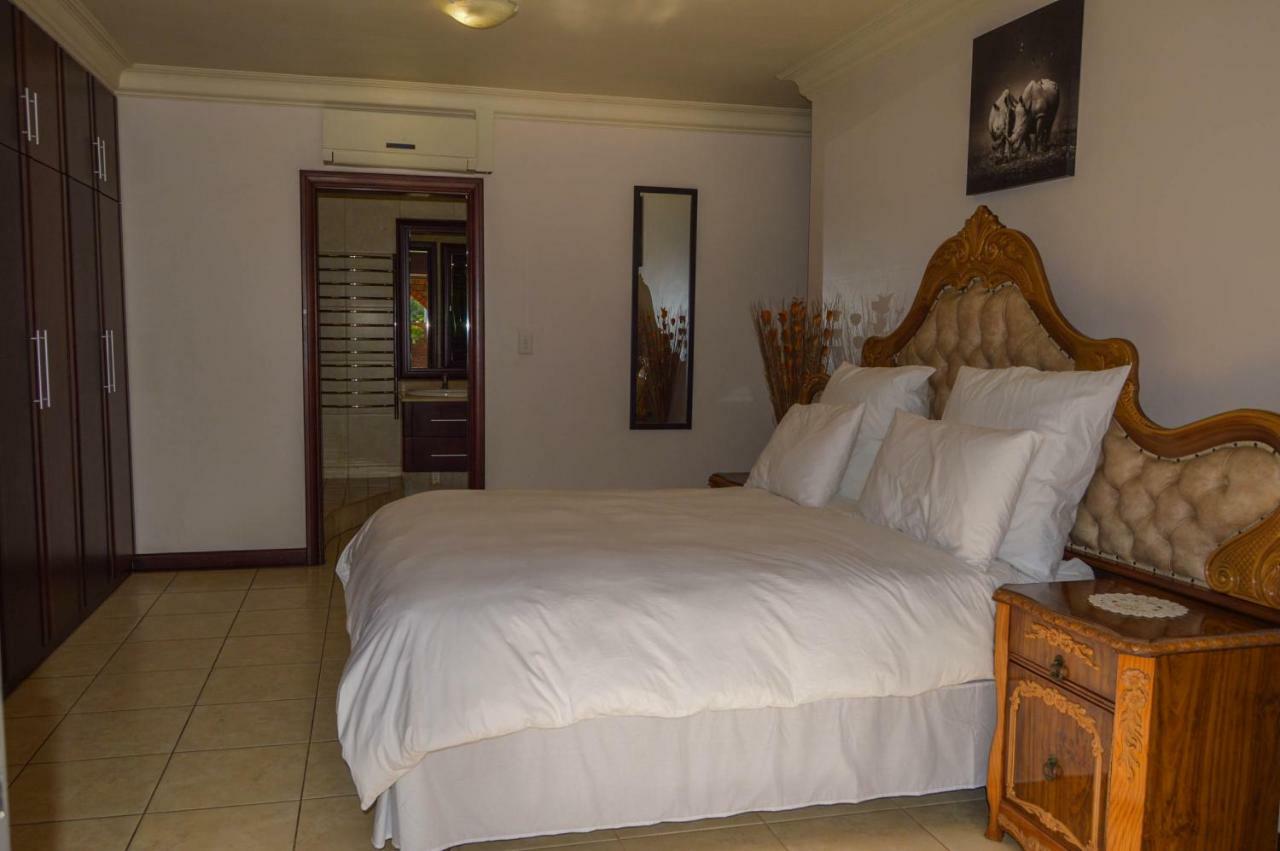 Emangunini Guest House Richards Bay Ngoại thất bức ảnh
