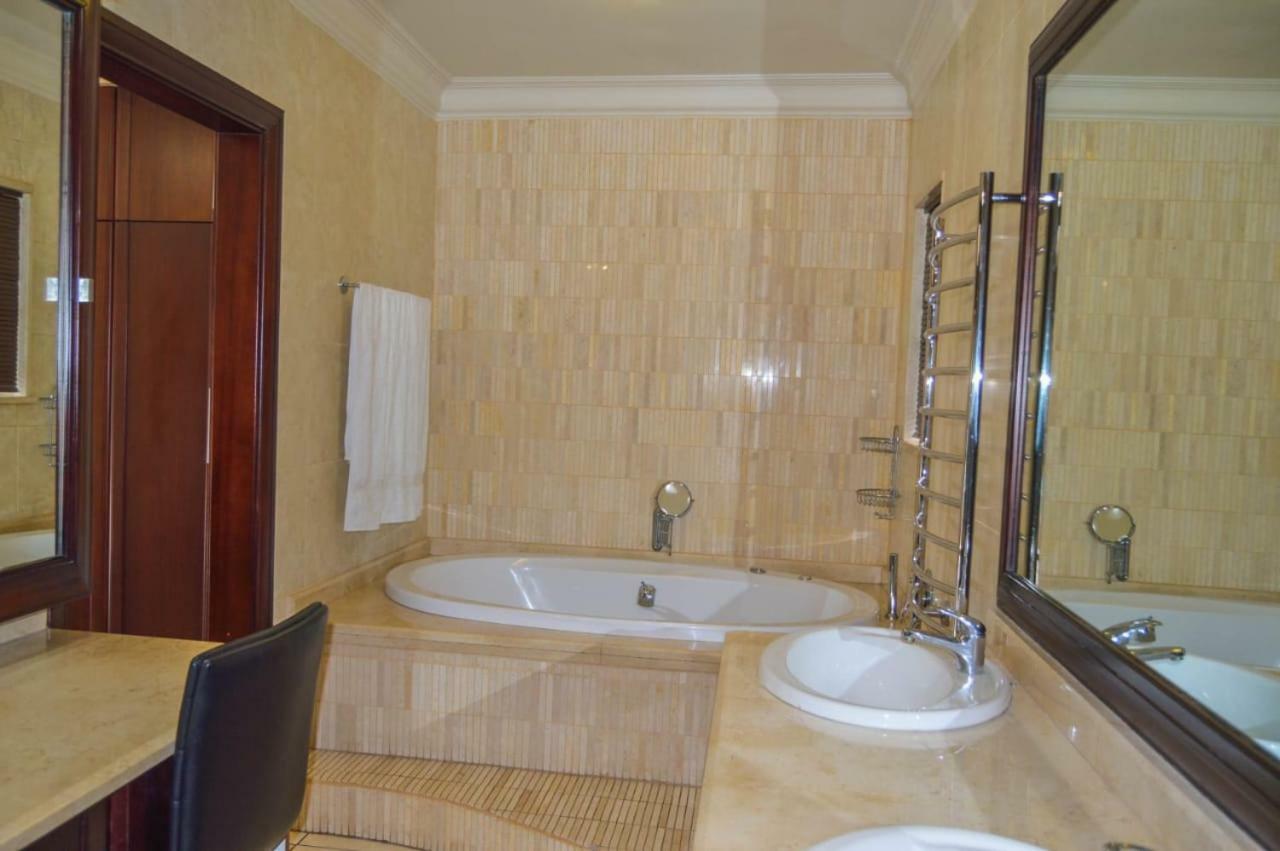 Emangunini Guest House Richards Bay Ngoại thất bức ảnh