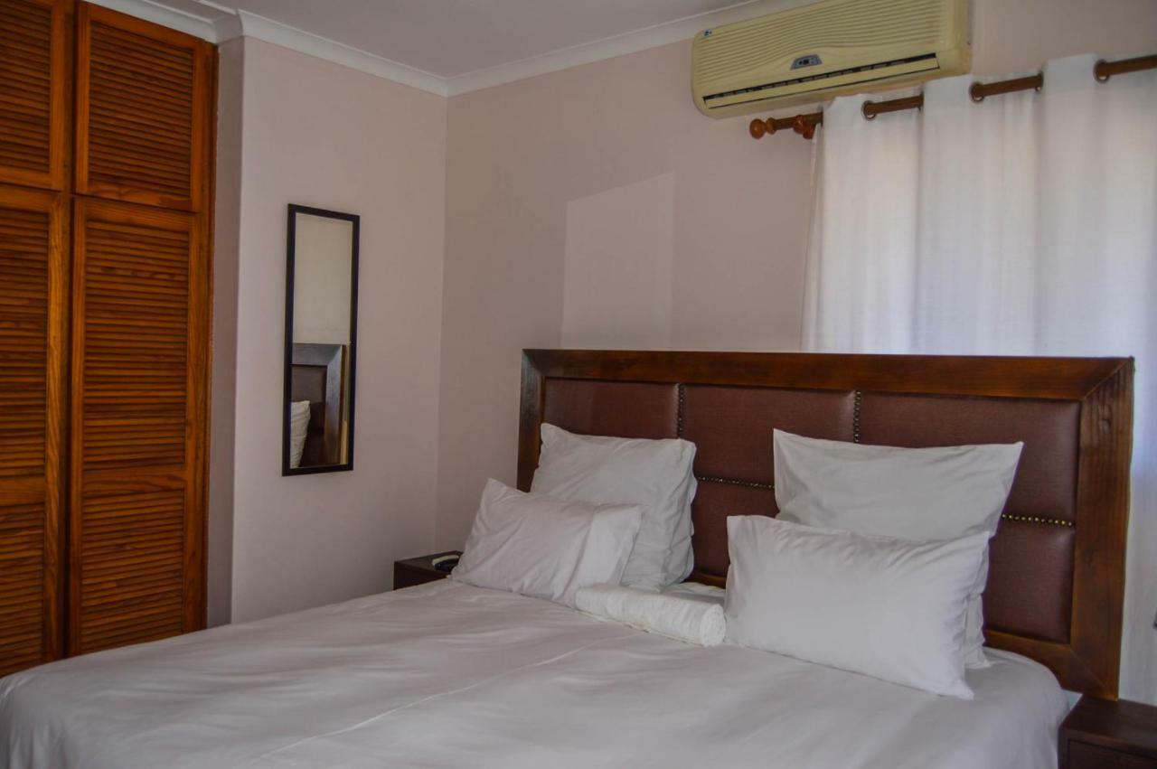 Emangunini Guest House Richards Bay Ngoại thất bức ảnh