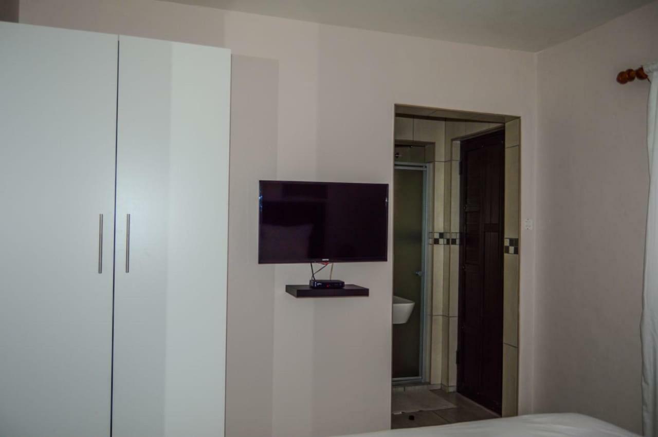 Emangunini Guest House Richards Bay Ngoại thất bức ảnh