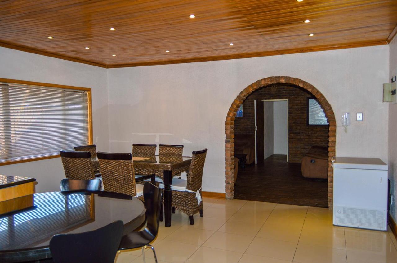 Emangunini Guest House Richards Bay Ngoại thất bức ảnh